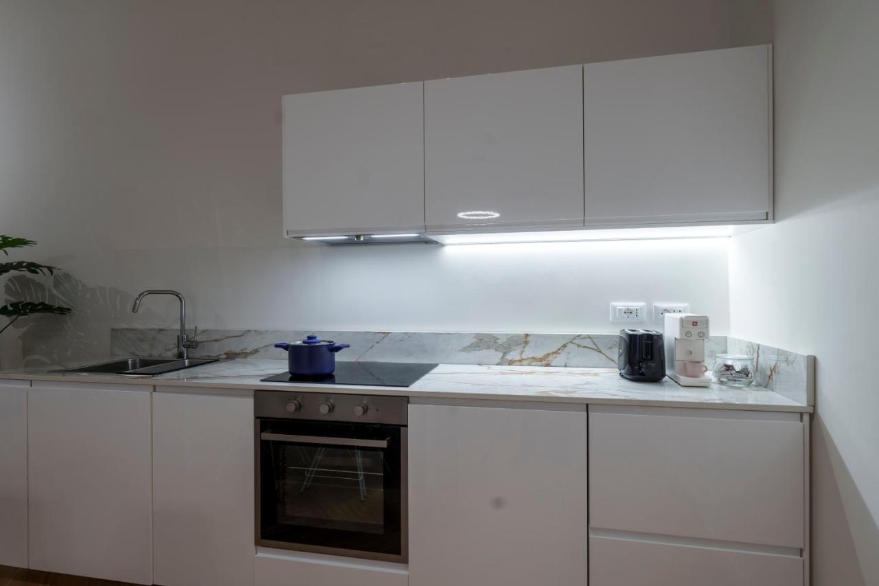 Apartament Porta Venezia-Trilocale-Luxury Con Wifi-Neflix Mediolan Zewnętrze zdjęcie